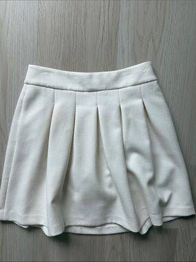 Banana Republic Cream Pleated Skater Skirt 0